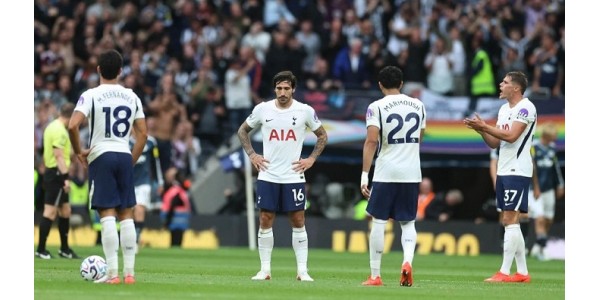 Tottenham Hotspur hat in den ersten drei Spielen der neuen Saison kein einziges Tor erzielt Tottenham Hotspur hat in den ersten drei Spielen der neuen Saison kein einziges Tor erzielt